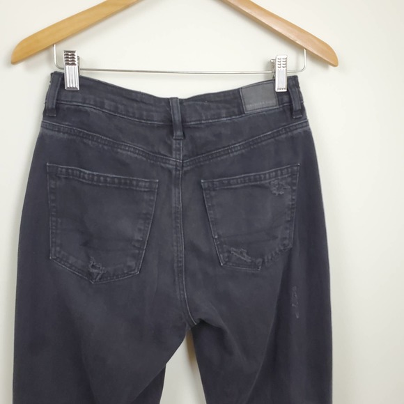 AMERICAN EAGLE | MOM JEAN BLACK WASHED DISTRESSED WHISKERING JEANS WOMEN SIZE 2 - Picture 7 of 17